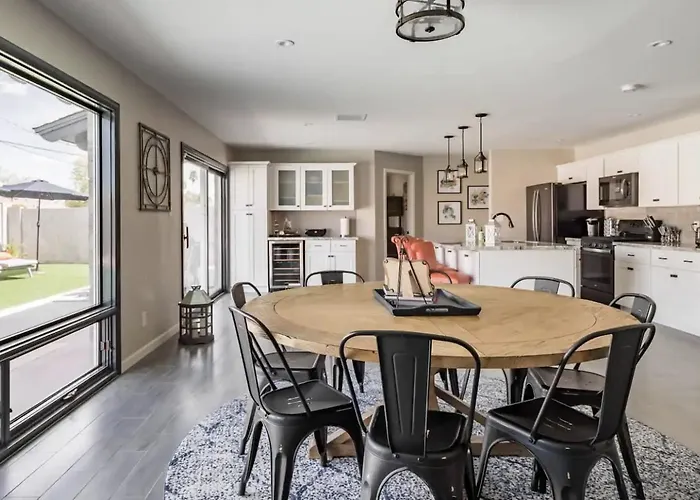Colorful Desert Hideaway - Heated Pool & Bbq * Scottsdale