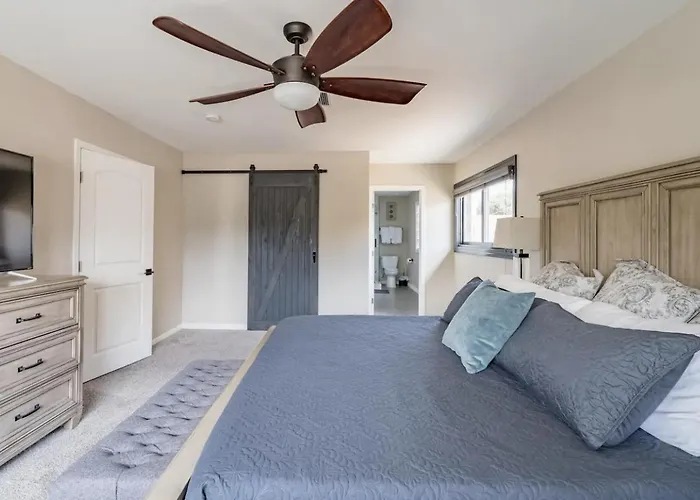 Holiday home Colorful Desert Hideaway - Heated Pool & Bbq Scottsdale
