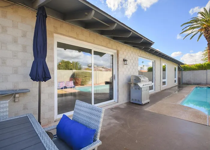 Holiday home Colorful Desert Hideaway - Heated Pool & Bbq Scottsdale